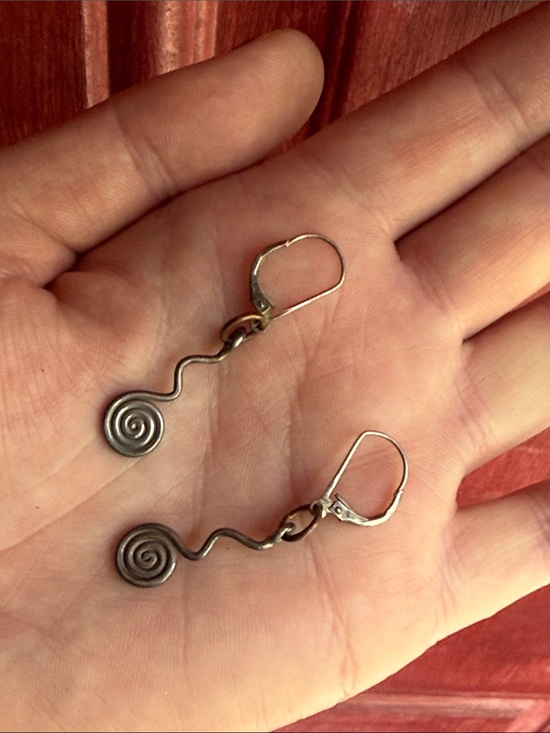 Vintage Jewelry - Vintage spiral earrings